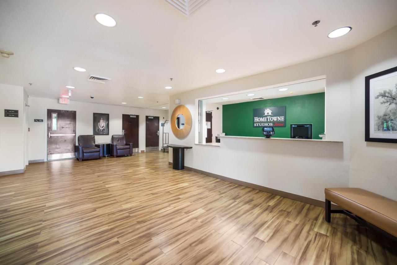 Hometowne Studios By Red Roof St. Louis - Airport/N Lindbergh Hazelwood Kültér fotó